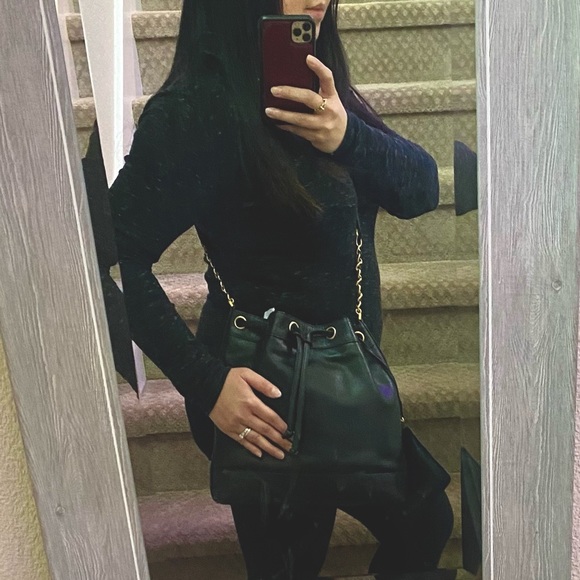 Chanel Bucket Bag VINTAGE 24k HW - Picture 3 of 9